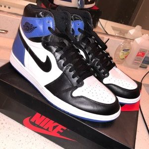 Air Jordan 1 Fragments